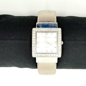 Vintage Vernier Silver Tone Gemstone Textured Hinged Cuff Watch #39176